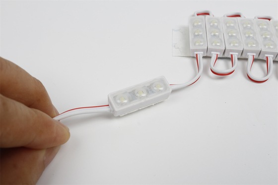 ماژول LED با لنز 1.5W 1.8W 3W SMD 2835 5050 نور LED تزریقی ضد آب برای روشنایی تابلوهای تبلیغاتی در فضای باز و دکوراسیون