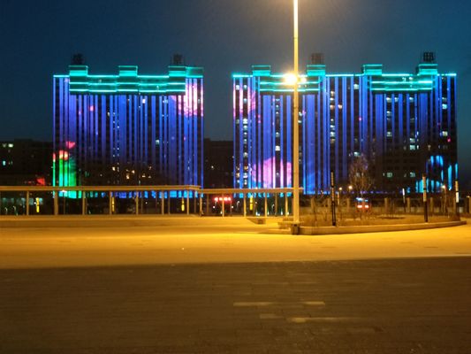 صفحه نمایش LED در فضای بیرونی صفحه نمایش دیوار پیشروی ضد آب